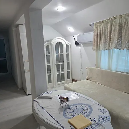 Cozy Loft 1 דירה *