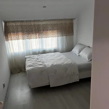 Cozy Loft 1 דירה קריובה